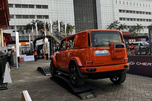 Komparasi SUV Listrik Boxy: iCar V23 Vs Chery J6, Tidak Saling Makan?