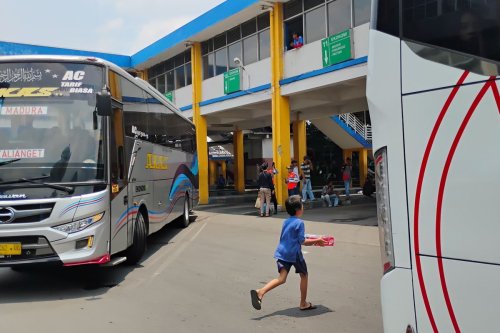Bus Mudik Wajib Laik Jalan, Aksesori Tidak Standar Jadi Sorotan