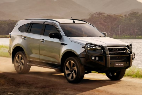 Isuzu mu-X Tour Mate Meluncur, Lengkap dengan Aksesori