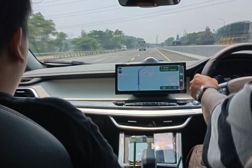 Bukan Sekadar Nyetir, Pengemudi Wajib Punya 4 Hal Ini di Jalan Raya