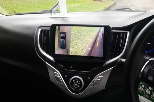 Jangan Asal Instal Aplikasi, Head Unit Mobil Bisa Bermasalah