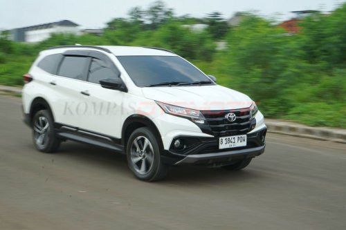 Penjualan LSUV Turun 7 Persen pada Maret 2025, Rush-Terios Dominan