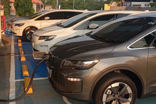 Perjalanan Jakarta-Magelang, Aletra L8 Butuh 2 Kali Isi Daya