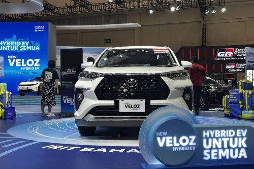 Harga Menggiurkan, Veloz Hybrid Goda Banyak Segmen Sekaligus