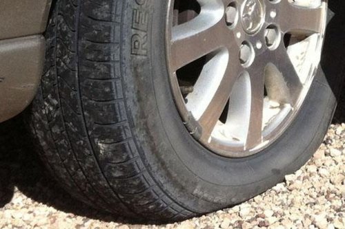 Ban yang Kurang Tekanan Udara Bikin Mobil Tak Responsif