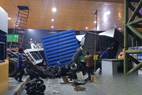 Kecelakaan Truk di Ciawi 2: Rem Blong atau ODOL?