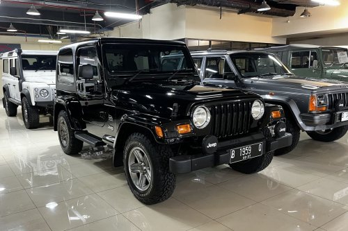 Jeep Wrangler Jadul Jadi Mobil Hobi, Harga Bekasnya "Gelap"
