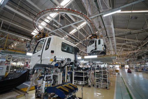 Mitsubishi Fuso Cemas Truk Ilegal China Mengancam Industri Nasional