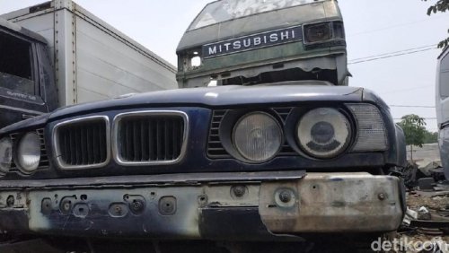 Mobil Tua Jadi Rongsok, Pemerintah Malaysia Kasih Duit buat Ganti Mobil Baru