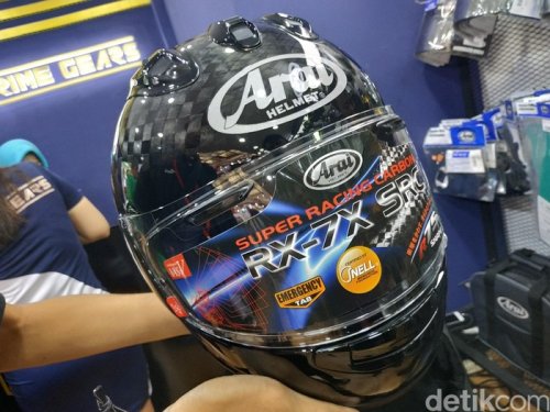 Mau Beli Helm Arai Bekas? Perhatikan Dua Hal Ini