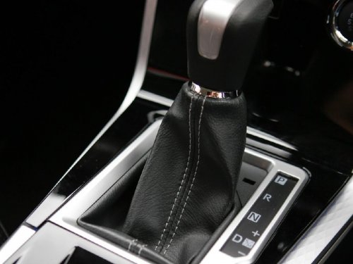 Cara Nyetir Mobil Matic di Tanjakan Curam