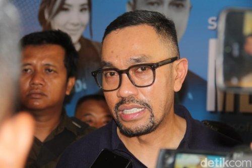 Deretan Mobil Bernilai Miliaran Ahmad Sahroni: Ferrari-Tesla Cybertruck!