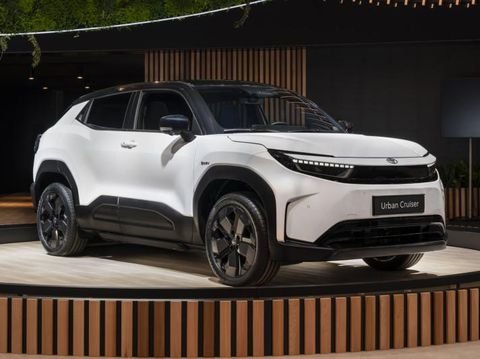 SUV Toyota Kembaran Suzuki Terdaftar di Indonesia, Ini Bocoran Nilai Jualnya