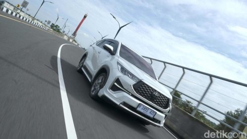Mobil Hybrid Paling Laku Mei 2025: Alphard Cs Naik, Innova Zenix Tak Terkejar