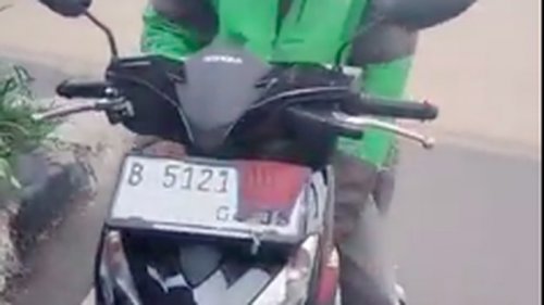 Modus Pemotor biar Nggak Kena ETLE, Pelat Nomor Dilakban