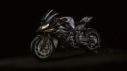 BMW Perkenalkan Concept RR, Moge Radikal Berpenampilan Gahar