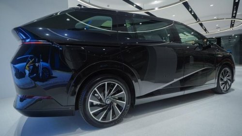 Awas Kaget Lihat Harga Satu Ban Mobil Listrik Xpeng X9