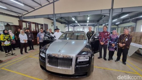 Rolls-Royce Dilelang 3 Kali Akhirnya Laku Rp 2,5 Miliar, Ini Pembelinya