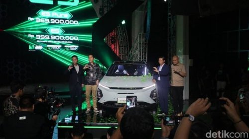 Lepas Nama 'Omoda', Harga Mobil Listrik Chery E5 Turun Rp 100 Juta!