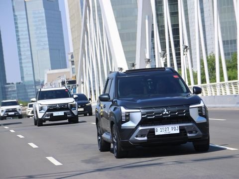 Duel Mesin 1.5 Turbo SUV 7 Seater: Mitsubishi Destinator vs Wuling Almaz vs Tiggo 8 CSH