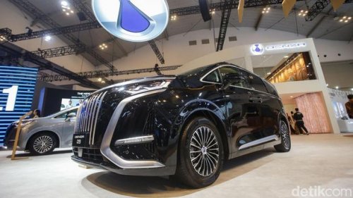 Denza D9 Pimpin MPV Listrik Premium di Indonesia