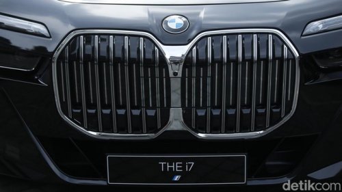 BMW Banting Harga Gila-gilaan di China, i7 Turun Rp 660 Jutaan