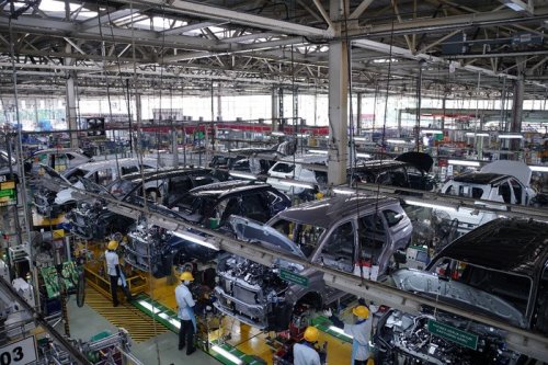 Harga Mobil di Indonesia Terkesan Mahal, Padahal...