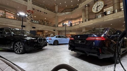 GJAW 2025 Belum Mulai, BMW Sudah Kasih Promonya Duluan di Plaza Senayan