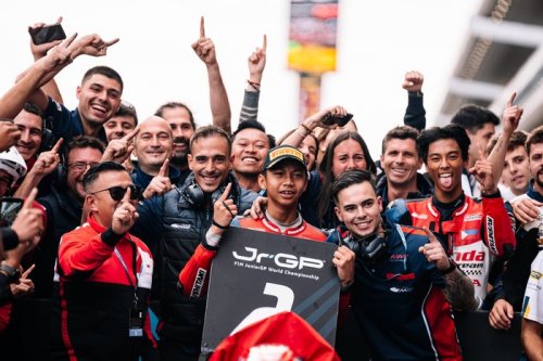 Kemenangan Gila Pebalap Indonesia Kiandra di Barcelona: Start 24, Finis ke-1