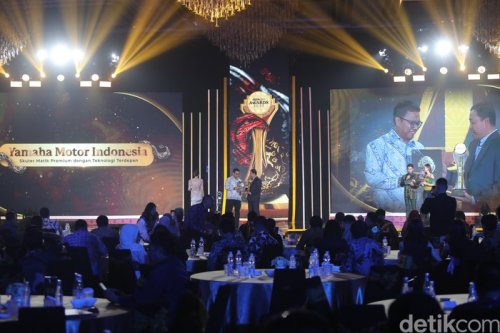 Yamaha Nmax Turbo Jadi Skuter Matik Premium dengan Teknologi Terdepan