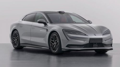 Sedan Mewah BYD Pakai Baterai Jumbo, Bisa Tempuh Jarak 1.000 Km Sekali Isi