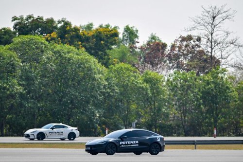 Merasakan Ban Baru Bridgestone buat Mobil Sport, Grip-nya Mantap!