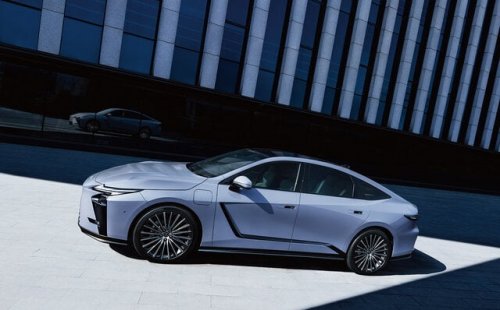 トヨタが上海モーターショーで電動化モデル2車種をワールドプレミア