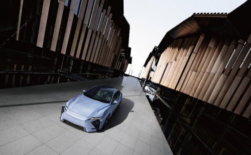 トヨタが上海モーターショーで電動化モデル2車種をワールドプレミア