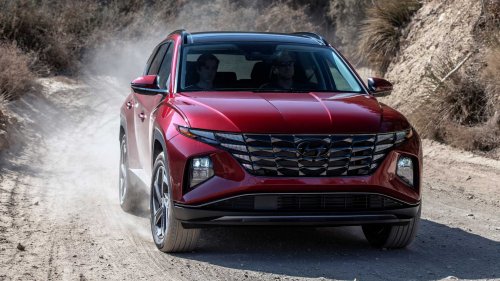 'What On God’s Green Earth Does That Do?:' Mechanic Puts a New Hyundai Tucson on a Lift. Then He Notices a Curious Design Change