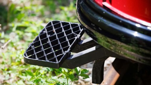 VW Bulli auf der Bremen Classic 2026: Einmal Schiene, einmal Stecker