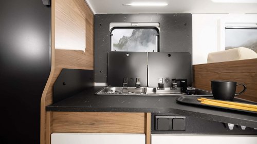 Sechs Betten auf 6,99 Metern: Corigon Alkoven Pure (2026)