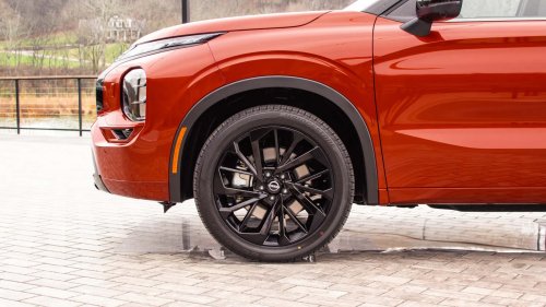 The Nissan Rogue Plug-In Hybrid Fills a Gap. But for How Long? Review