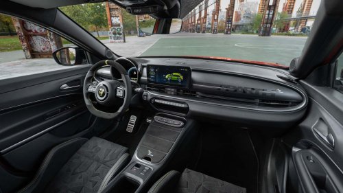 L'Abarth 600e devient "Compétition"