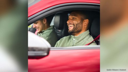 Audi übergibt dem FC Bayern neue Dienstwagen