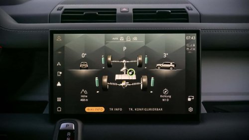 Land Rover Defender P300e im Test: Sanftmütiger Offroad-Gigant