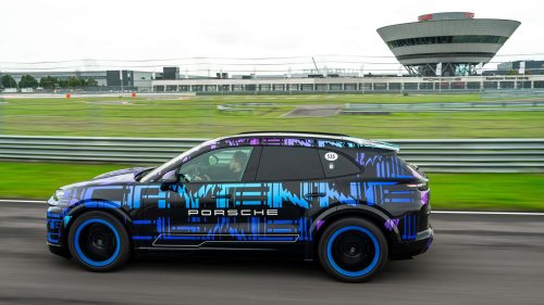 The Porsche Cayenne Electric's Interior Is an Ode to Screens