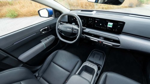 Kia EV4 2025: analizamos el interior del nuevo compacto 'europeo'