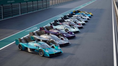 Aston Martin Valkyrie LM Beri Pelanggan Mobil Le Mans