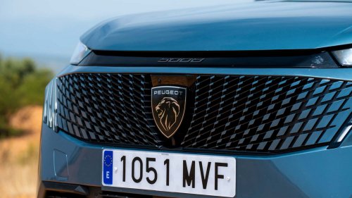 Análisis Peugeot 5008 Hybrid: vídeo del SUV familiar de 7 plazas con etiqueta Eco