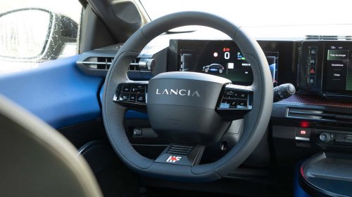 Lancia Ypsilon HF 2025: opinión de este deportivo excitante