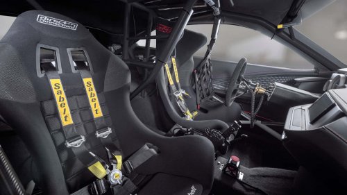 Finally, A New Dodge Charger With a Hemi V-8