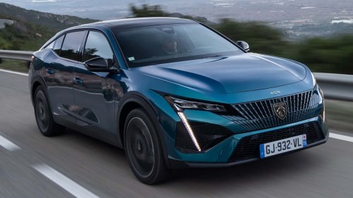 Lanzamiento: Peugeot 408 (2025)