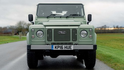 ¿Cuánto vale el último Land Rover Defender Classic construido?