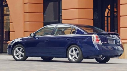 The Rise, Fall, And Meme-ification Of The Nissan Altima